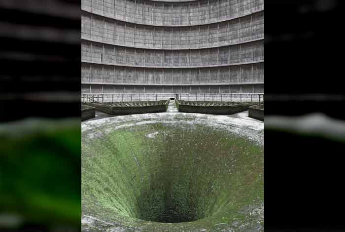 abandoned-mall-in-bangkok-